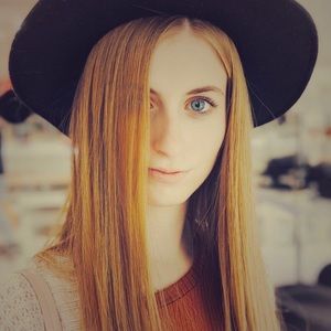 Meet your Posher, Mallory